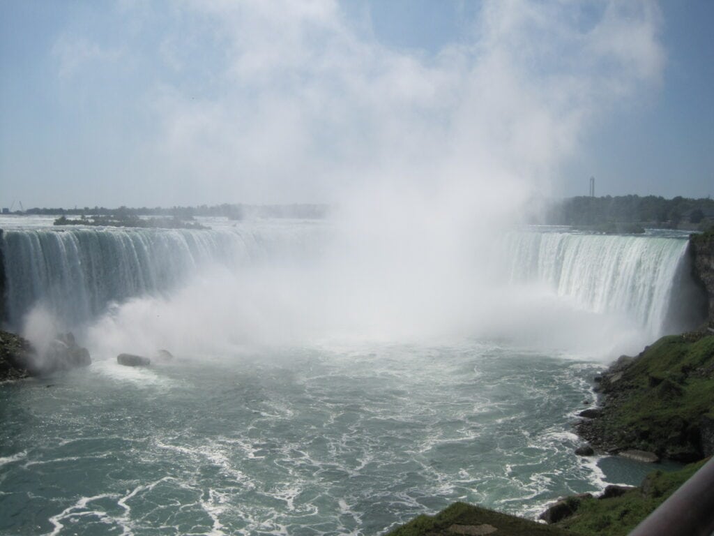 horseshoe falls - niagara falls, canada on a summer day.