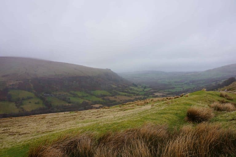 A Day Trip from Cardiff to Caerphilly Castle, Hay-on-Wye and Brecon ...