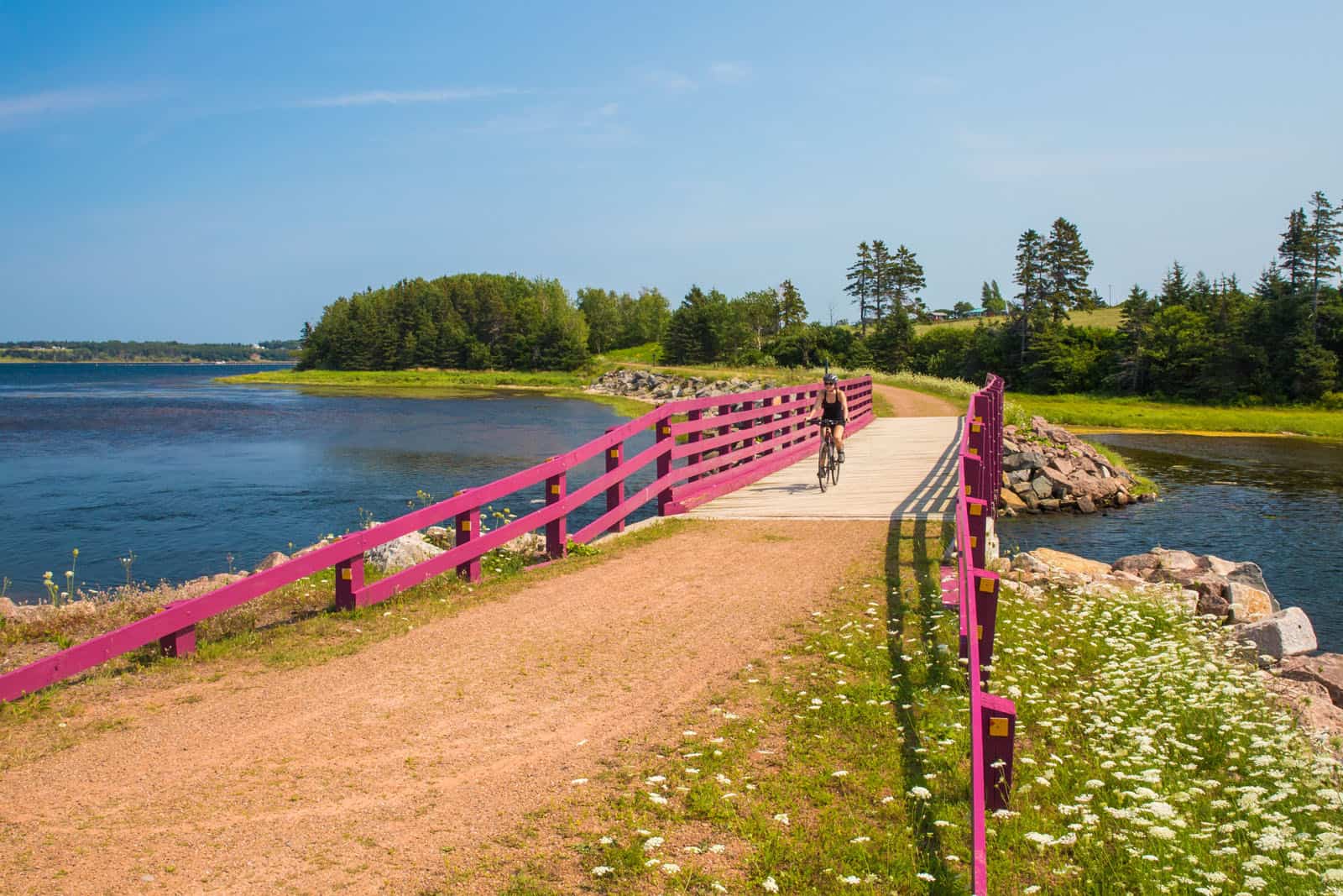 25 Fun Things To Do in Prince Edward Island on Your Summer Vacation