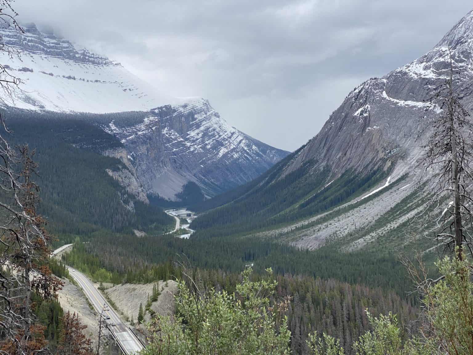 Banff to Jasper Road Trip: A 6 Day Tour of the Beautiful Canadian ...